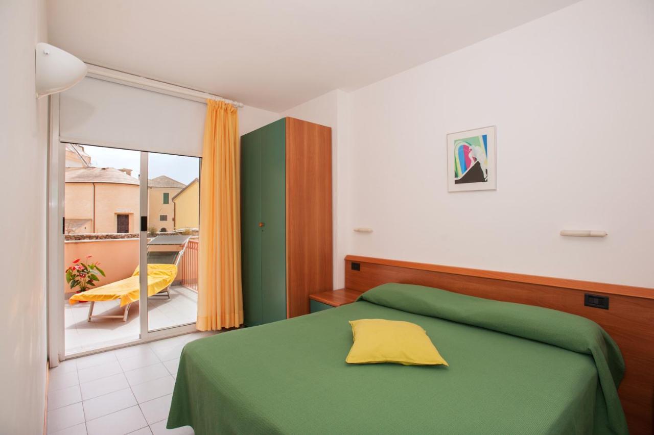 Residence Il Monello Loano Luaran gambar